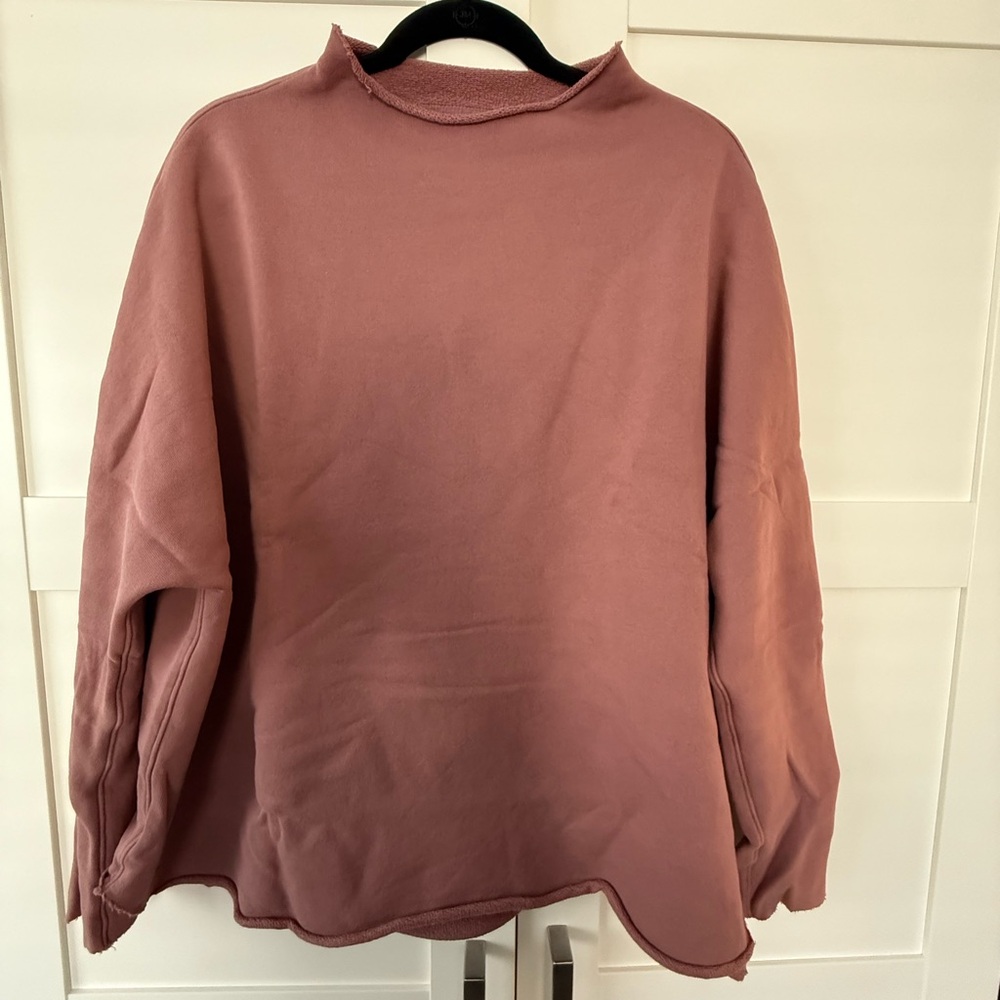 Frank & Eileen EFFIE
Long-Sleeve Funnel Neck Capelet